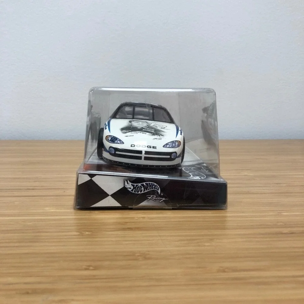 Hot Wheels Racing Diecast 1:24 Unisex Black Ryan Newman 12 Alltel Artist Series